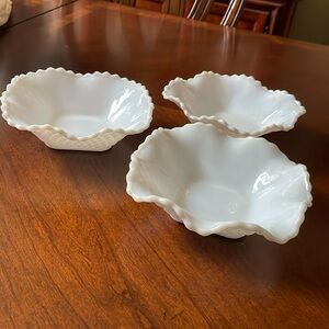 VTG MCM Diamond Pattern Milk Glass set of 3 Bowls
